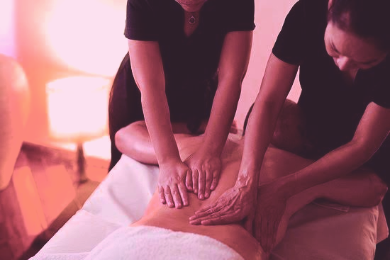 Four hand massage